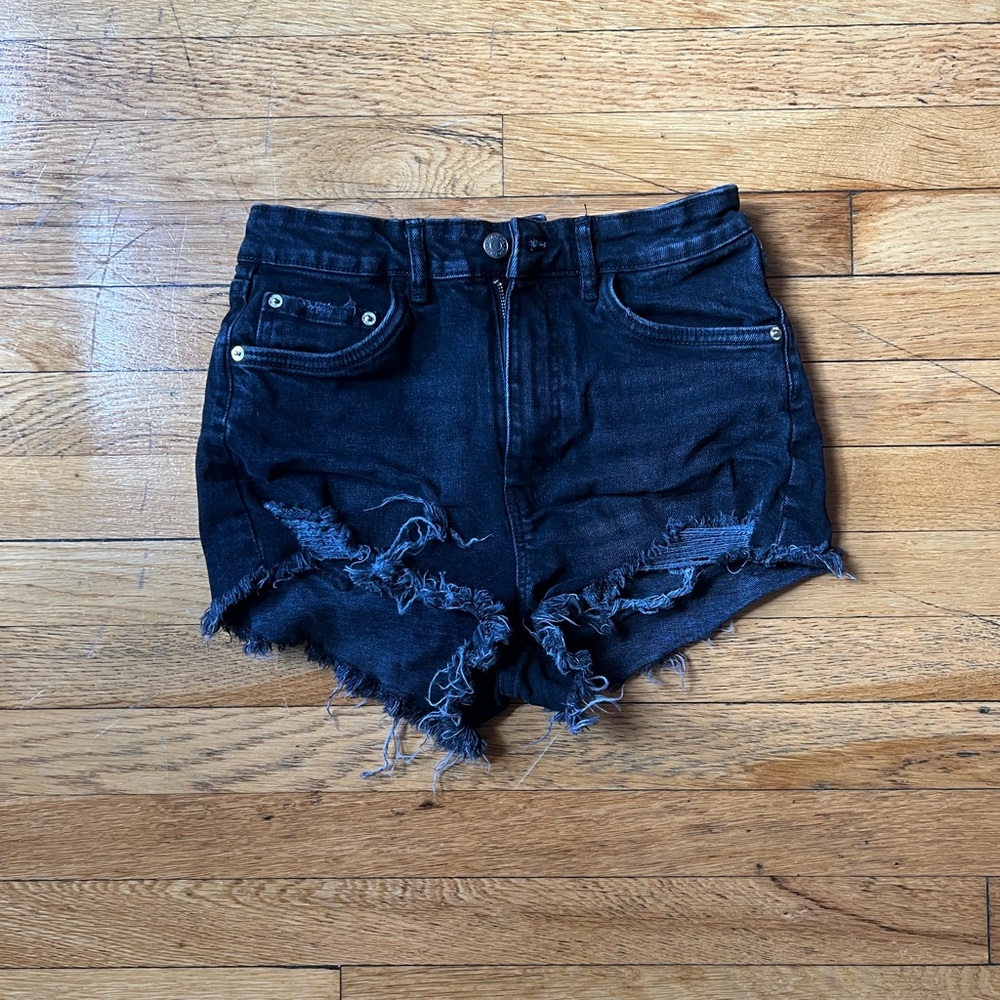 Zara High Rise Denim Shorts Black size US 4